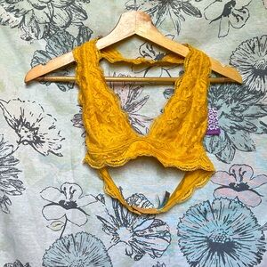 💛NWT Mustard•Halter•Bralette💛